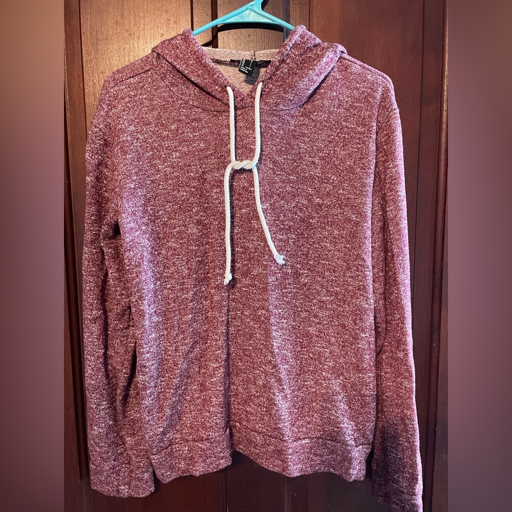 Forever 21 casual maroon hoodie. Size large.